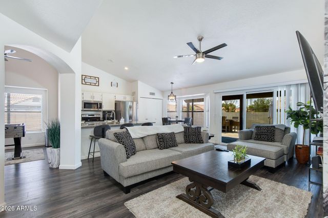 1157 E SAN REMO Avenue, Gilbert, AZ 85234