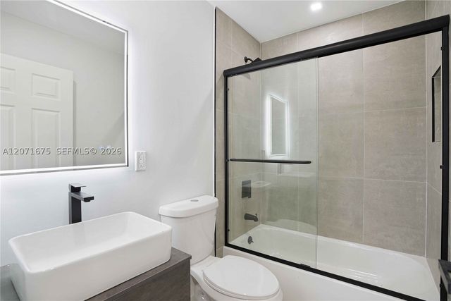 2230 N 62nd Ave 0, Hollywood, FL 33024