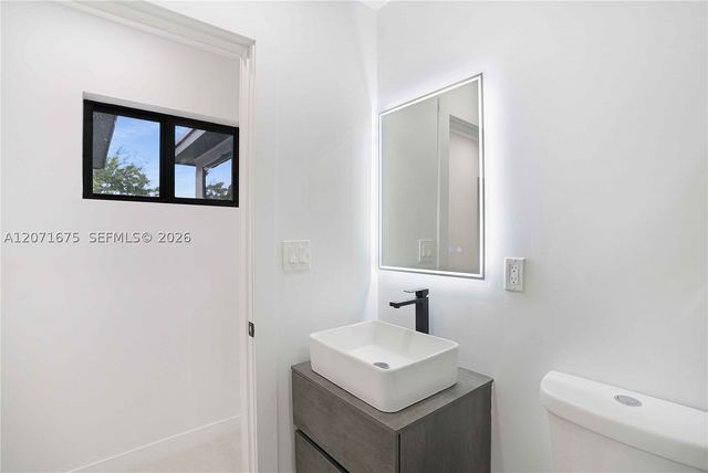 2230 N 62nd Ave 0, Hollywood, FL 33024