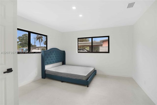 2230 N 62nd Ave 0, Hollywood, FL 33024