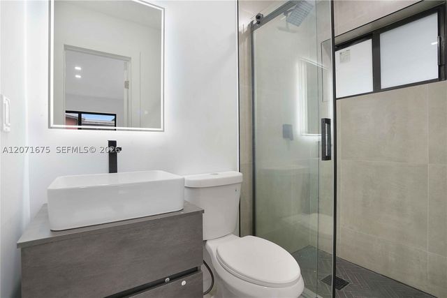 2230 N 62nd Ave 0, Hollywood, FL 33024