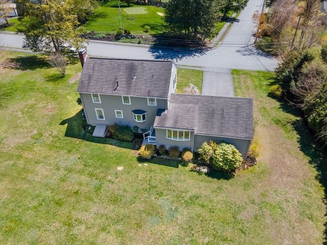7 Woodleigh Rd, Natick, MA 01760