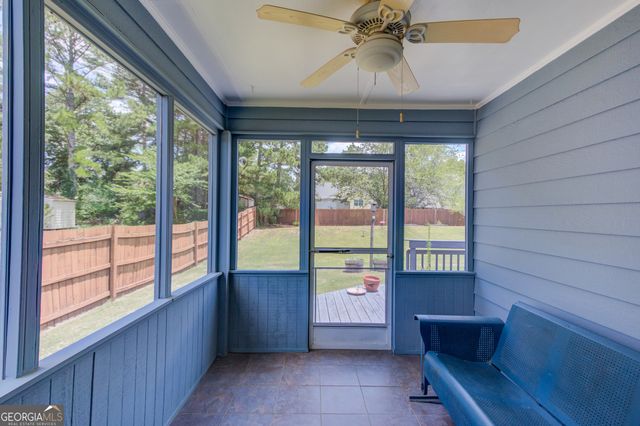 2292 Red Rose Lane, Loganville, GA 30052