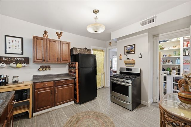 1215 West Avenue, Buffalo, NY 14213