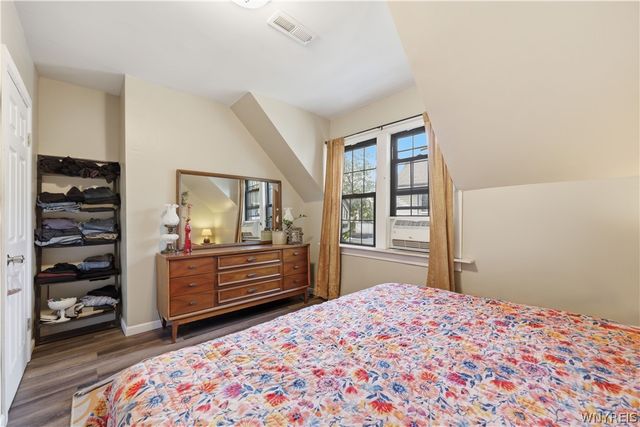1215 West Avenue, Buffalo, NY 14213