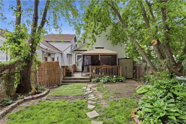 1215 West Avenue, Buffalo, NY 14213