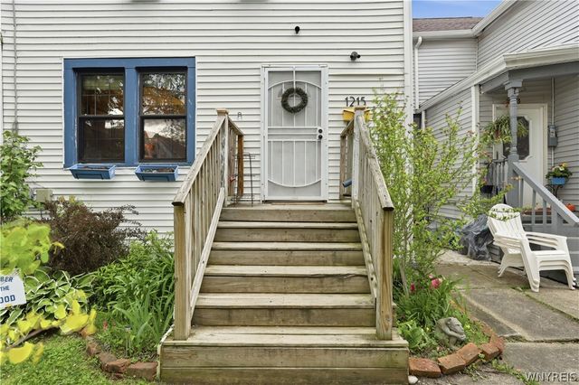 1215 West Avenue, Buffalo, NY 14213