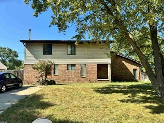 38615 Meadowdale Street, Clinton Twp, MI 48036