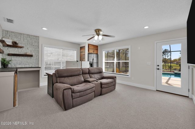 4732 SADDLEHORN Trail, Middleburg, FL 32068