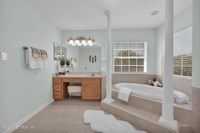 4732 SADDLEHORN Trail, Middleburg, FL 32068