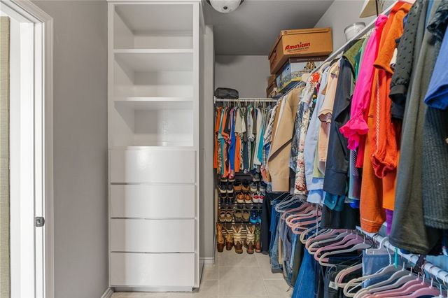 1424 Del Mar Dr, Kingsville, TX 78363