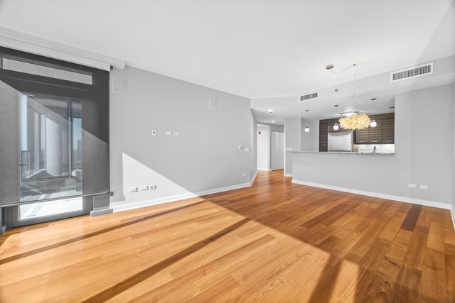 60 E Monroe Street 5504, Chicago, IL 60603