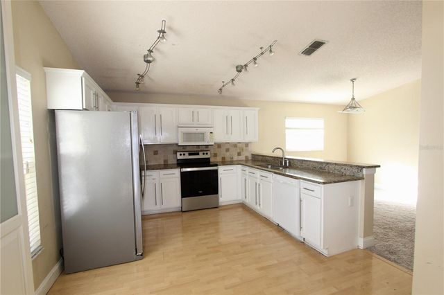 3001 BARRYMORE COURT, Orlando, FL 32835