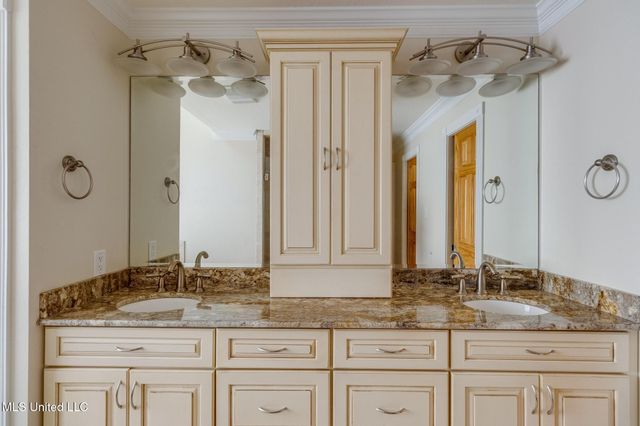 231 Fairway Drive, Pass Christian, MS 39571