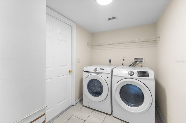 10907 SW 24TH AVENUE, Gainesville, FL 32607