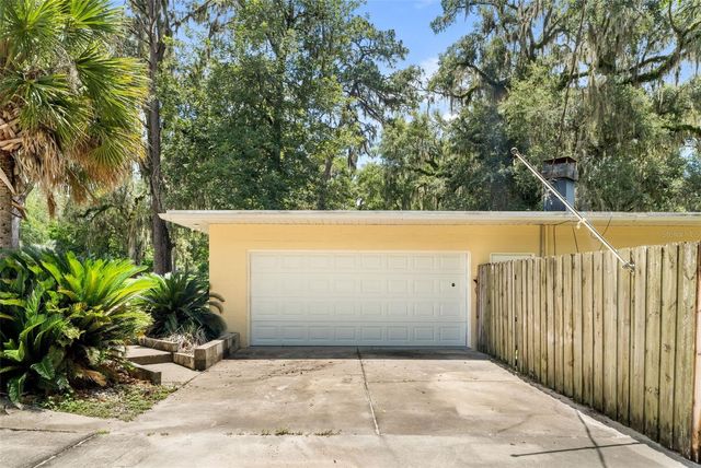 10907 SW 24TH AVENUE, Gainesville, FL 32607