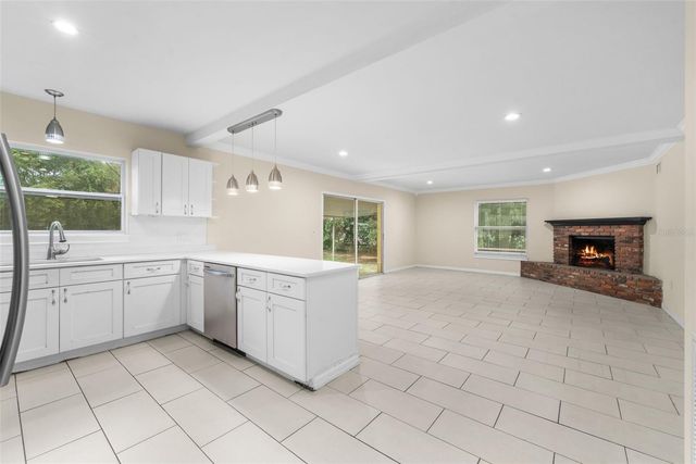 10907 SW 24TH AVENUE, Gainesville, FL 32607