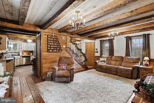 27 RIDGE RD, Lititz, PA 17543