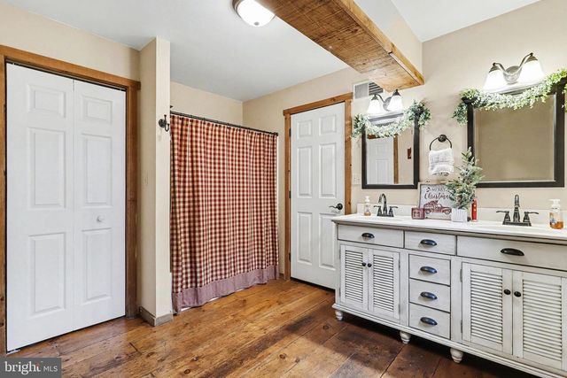 27 RIDGE RD, Lititz, PA 17543