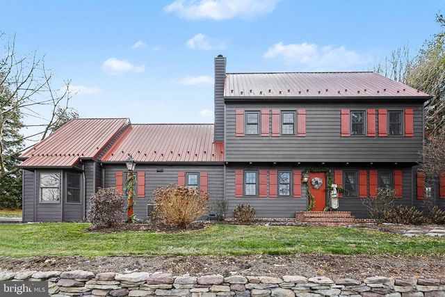 27 RIDGE RD, Lititz, PA 17543