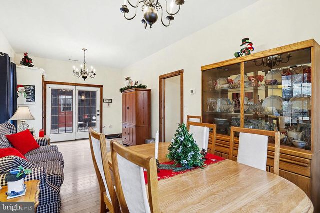 27 RIDGE RD, Lititz, PA 17543