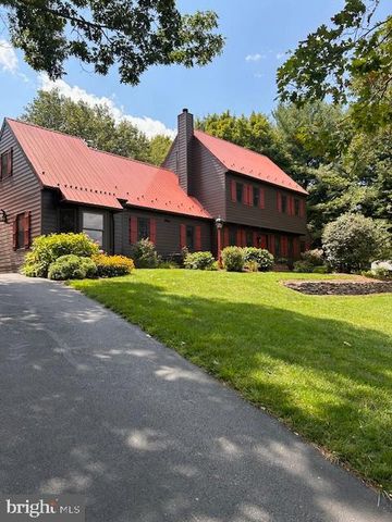 27 RIDGE RD, Lititz, PA 17543