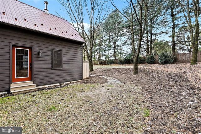 27 RIDGE RD, Lititz, PA 17543