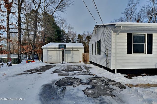 607 S Stump Tavern Road, Jackson, NJ 08527