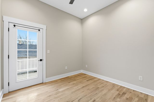 131 Fain St, Nashville, TN 37210