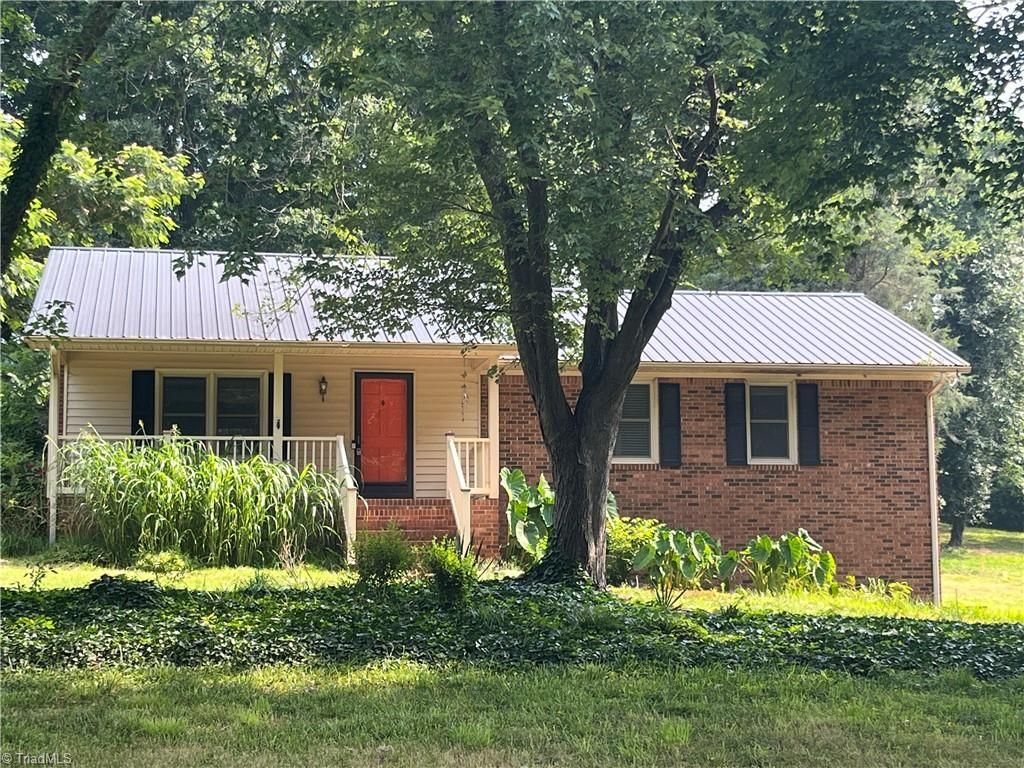 7 Dora Lane, Lexington, NC 27292