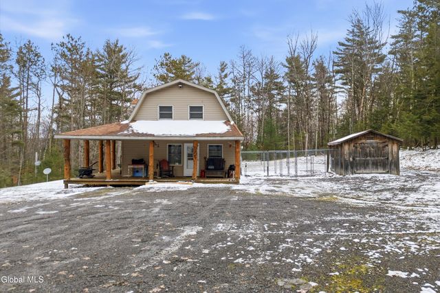 400 Greenbush Hill Road, Fulton, NY 12187