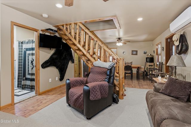 400 Greenbush Hill Road, Fulton, NY 12187