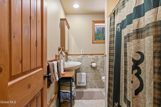 400 Greenbush Hill Road, Fulton, NY 12187