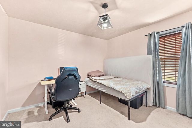 158 REAGAN DR, Inwood, WV 25428