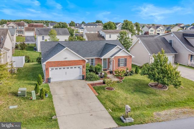 158 REAGAN DR, Inwood, WV 25428