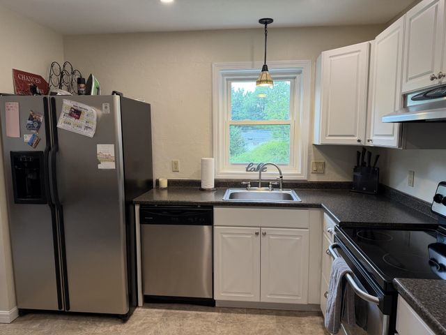 329 Old Lake Shore Rd Apt 2, Gilford, NH 03249