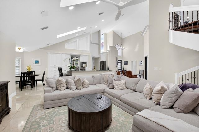 10655 Rio Hermoso, Delray Beach, FL 33446