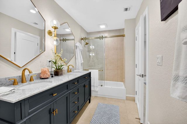 10655 Rio Hermoso, Delray Beach, FL 33446