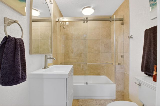 10655 Rio Hermoso, Delray Beach, FL 33446