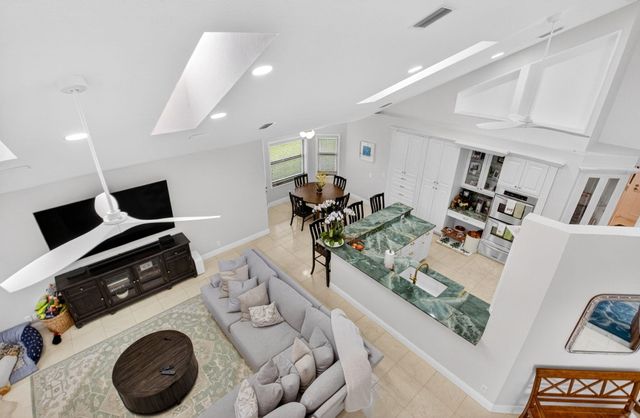 10655 Rio Hermoso, Delray Beach, FL 33446