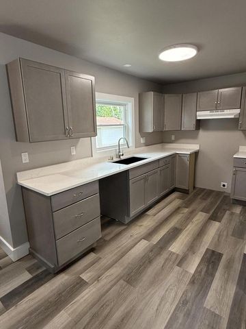 579 Forest AVENUE, Fond Du Lac, WI 54935