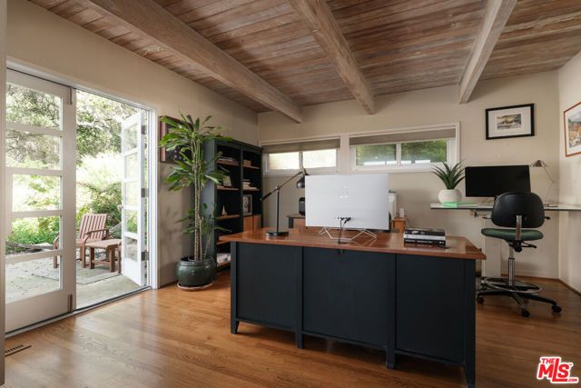 4002 Via Laguna, Santa Barbara, CA 93110
