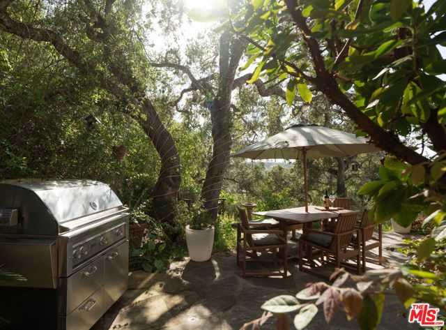4002 Via Laguna, Santa Barbara, CA 93110