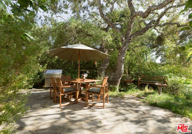 4002 Via Laguna, Santa Barbara, CA 93110