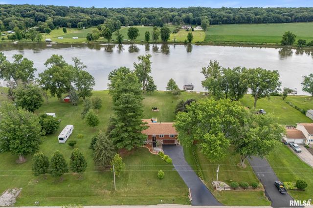 25622 1ST Avenue North, Hillsdale, IL 61257