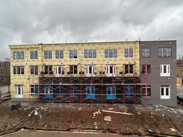 2060 Tollgate Blvd Unit 201, Thompsons Station, TN 37179