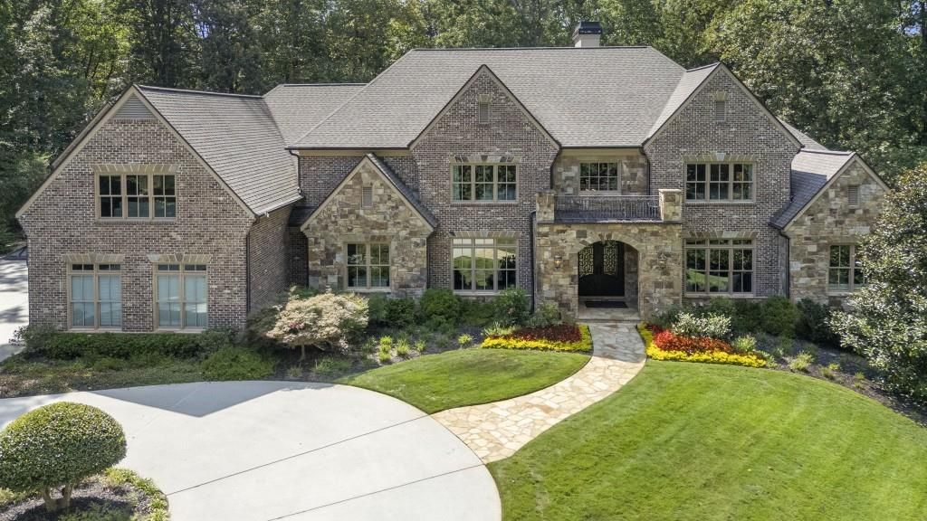Image 2 of property listing at 0 Old Southwick Pass, Johns Creek, GA 30022