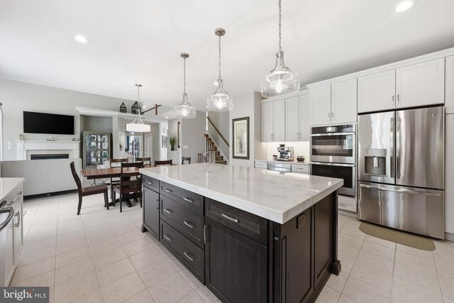 11 LANGE CT, Mullica Hill, NJ 08062