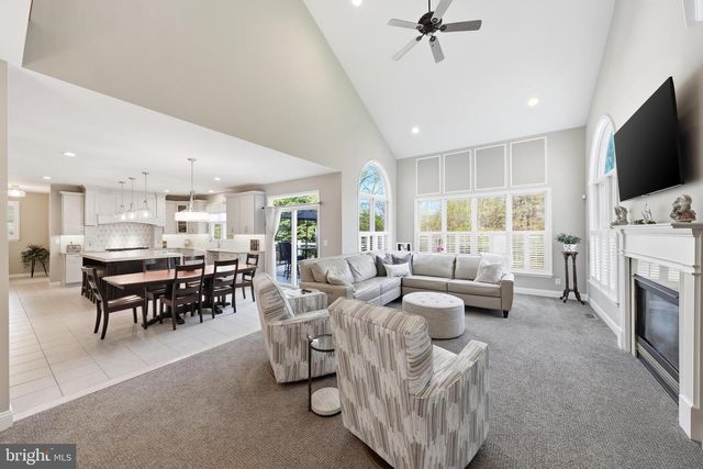 11 LANGE CT, Mullica Hill, NJ 08062