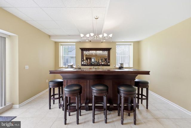 11 LANGE CT, Mullica Hill, NJ 08062